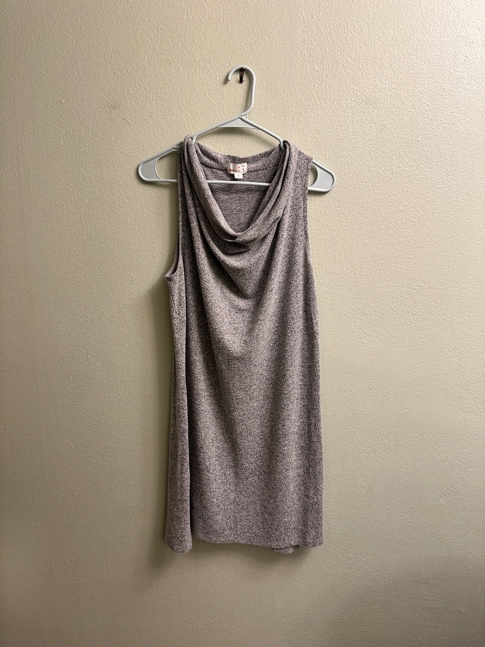 sady & lu Cowl Neck Sleeveless Dress Size Small Gray